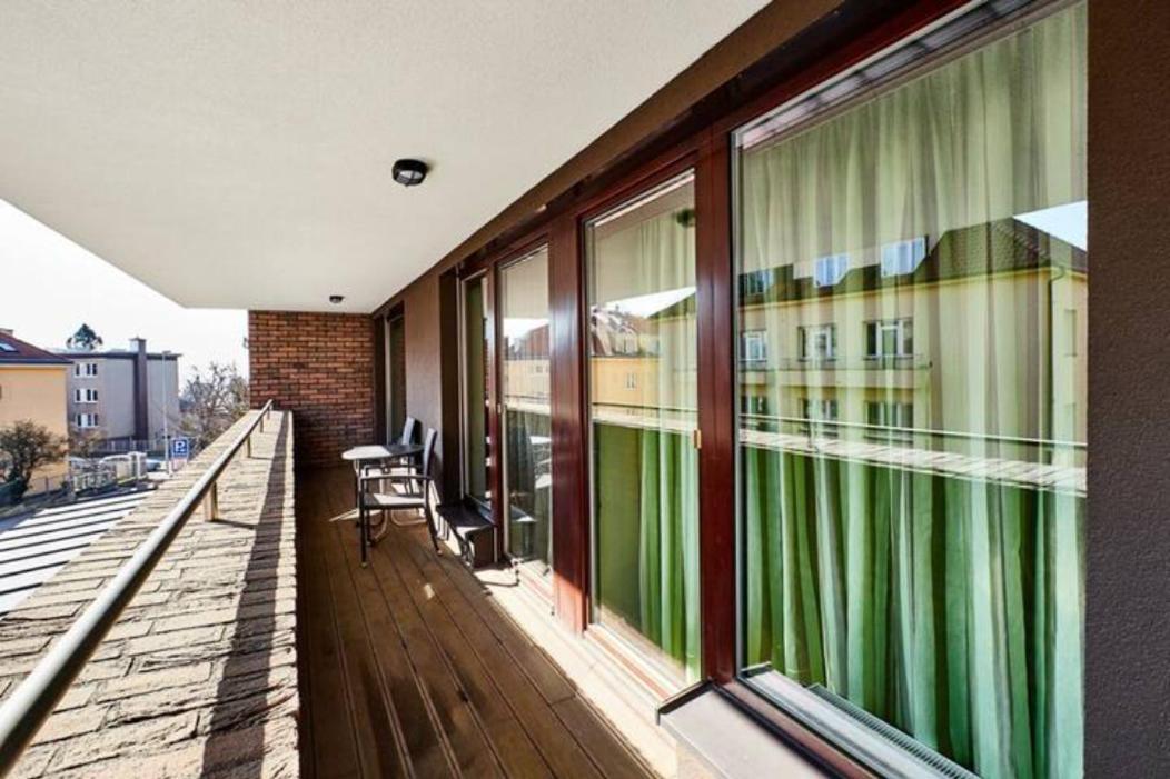 Luxury Apartment In Prague And Free Parking Luaran gambar
