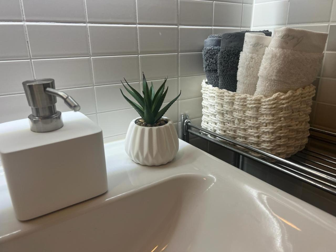 Luxury Apartment In Prague And Free Parking Luaran gambar